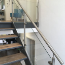 Edelstahl-Glas-Treppengel&auml;nder mit Klarglas-F&uuml;llung2